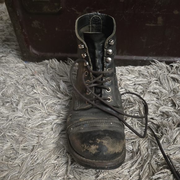 Red Wing Iron Rangers 8.5 - Picture 8 of 10